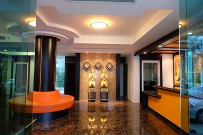 Imagen de los interiores del Hotel Phuket Seaview Resotel. Foto 5