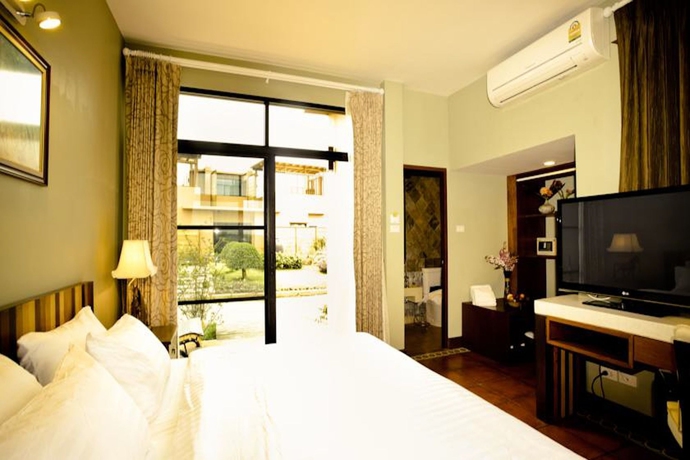 Imagen de la habitación del Hotel Phukumhom. Foto 15