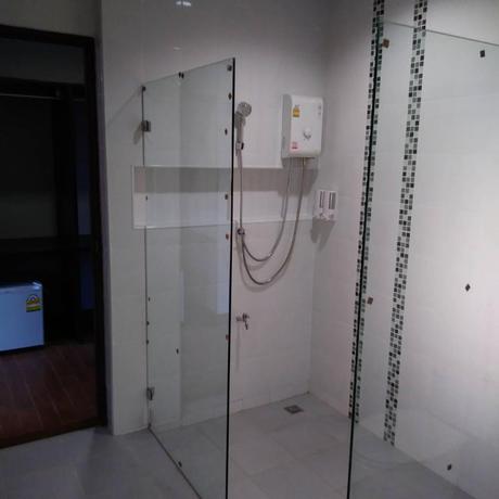 Imagen de la habitación del Hotel Phumin Place. Foto 8