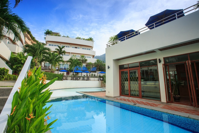 Imagen de la piscina del Hotel Phunawa Resort. Foto 10