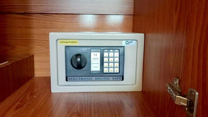 Imagen de la habitación del Hotel Phunyanuch. Foto 21