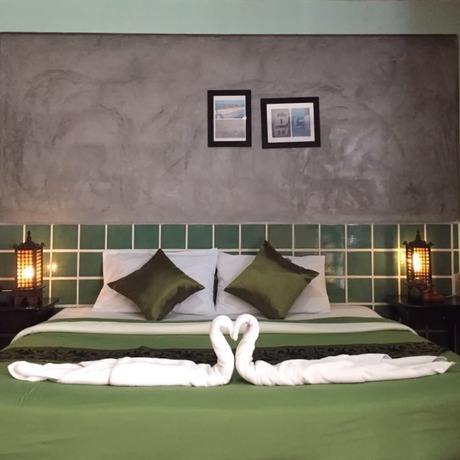Imagen de la habitación del Hotel Phunyanuch. Foto 22