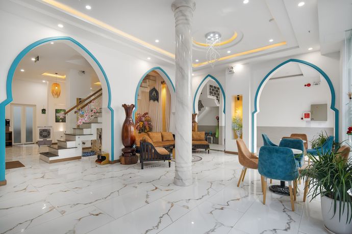 Imagen de los interiores del Hotel Phuong Dong and Apartment. Foto 18