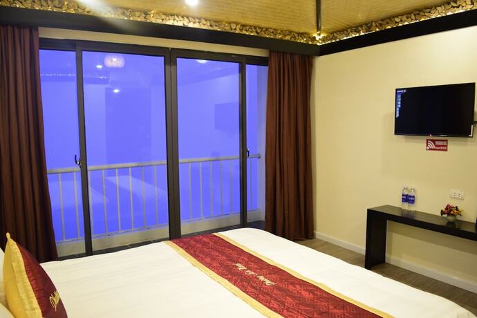 Imagen de la habitación del Hotel Phuong Nam Mountain View. Foto 13