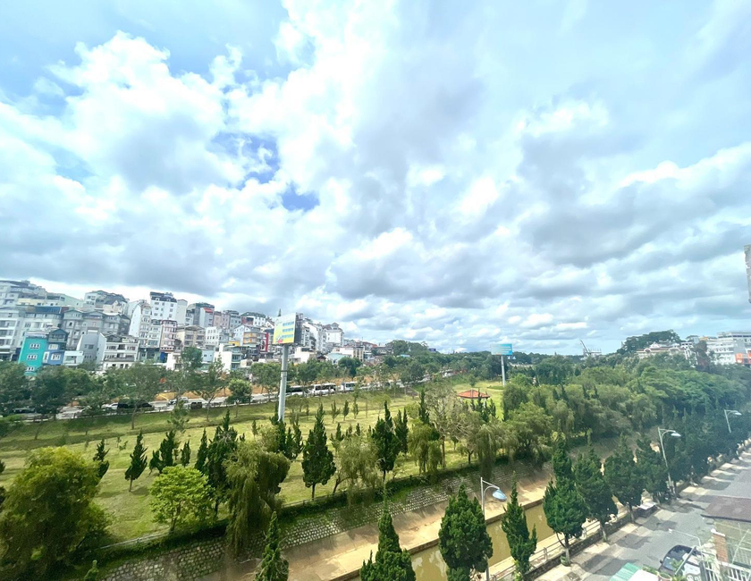 Imagen general del Hotel Phuong Vy Luxury. Foto 4
