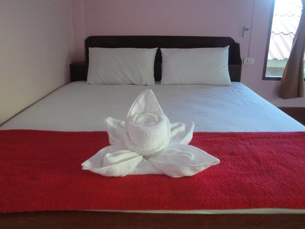 Imagen de la habitación del Hotel Phupha Resort. Foto 11
