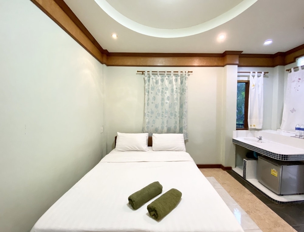 Imagen de la habitación del Hotel Phuphan Park. Foto 11