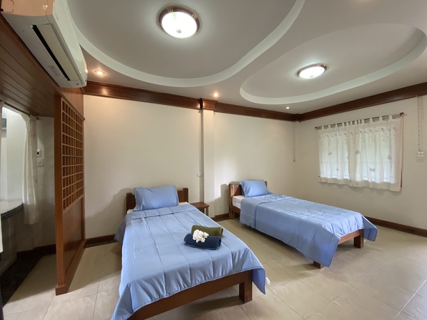 Imagen de la habitación del Hotel Phuphan Park. Foto 12