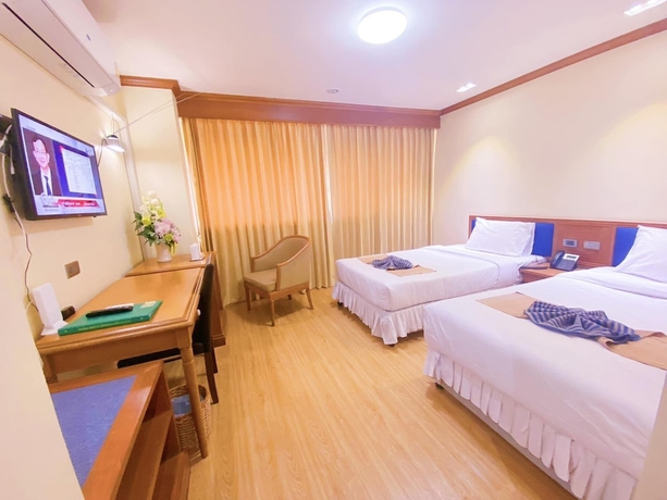 Imagen de la habitación del Hotel Phuphanplace. Foto 2