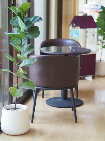 Imagen de los interiores del Hotel Phuphanplace. Foto 18