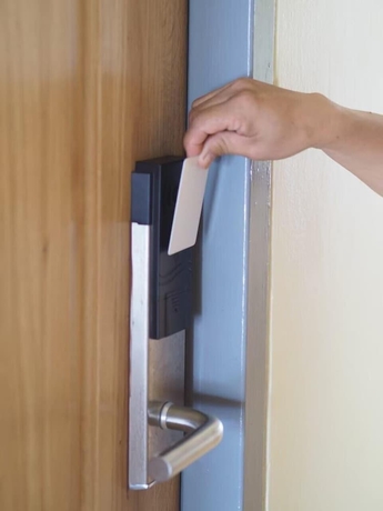 Imagen de los interiores del Hotel Phuphanplace. Foto 19