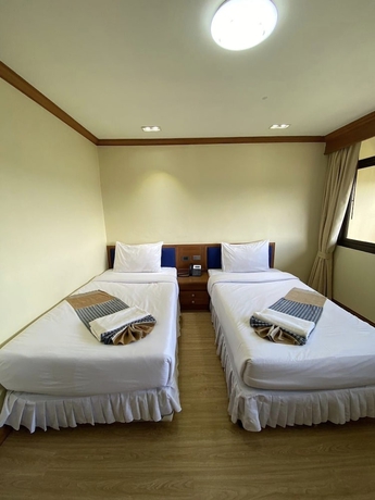 Imagen de la habitación del Hotel Phuphanplace. Foto 9