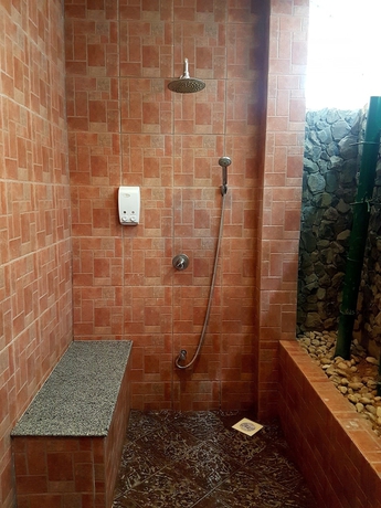 Imagen de la habitación del Hotel Phuphaphung Resort. Foto 18