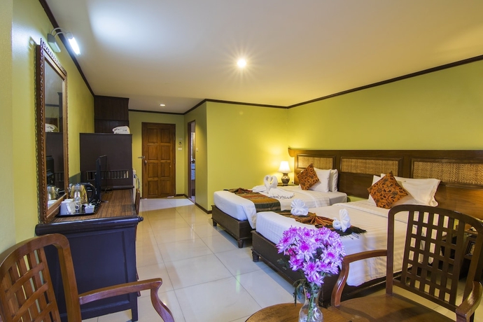 Imagen de la habitación del Hotel Phuphaya Resort. Foto 5