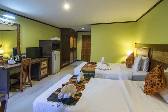 Imagen de la habitación del Hotel Phuphaya Resort. Foto 6