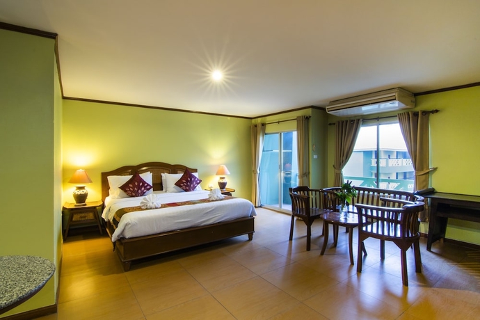 Imagen de la habitación del Hotel Phuphaya Resort. Foto 12
