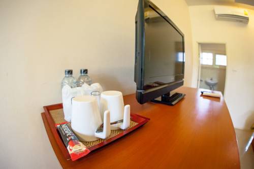 Imagen de la habitación del Hotel Phuphet Resort. Foto 12