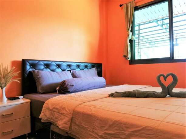 Imagen de la habitación del Hotel Phurafa Resort. Foto 15