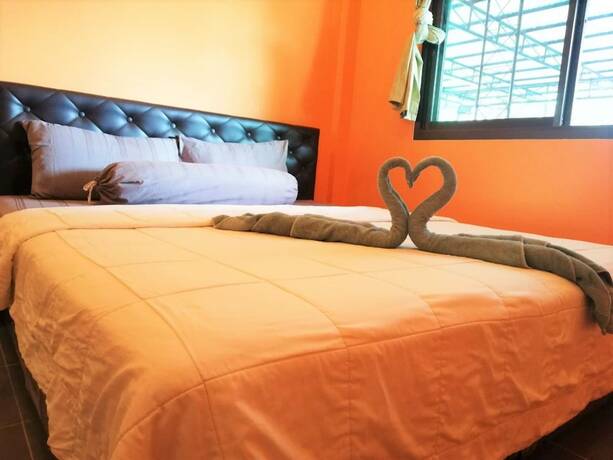 Imagen de la habitación del Hotel Phurafa Resort. Foto 17