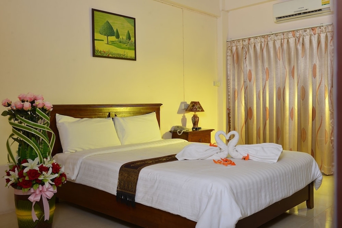 Imagen de la habitación del Hotel Phuranya Resort. Foto 6