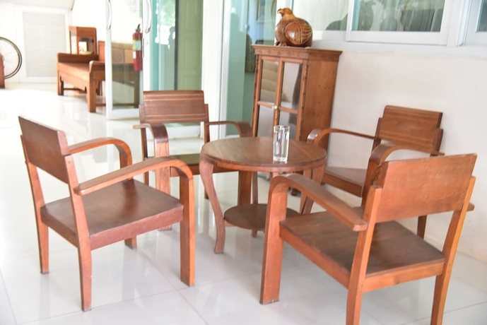 Imagen de los interiores del Hotel Phuranya Resort. Foto 14