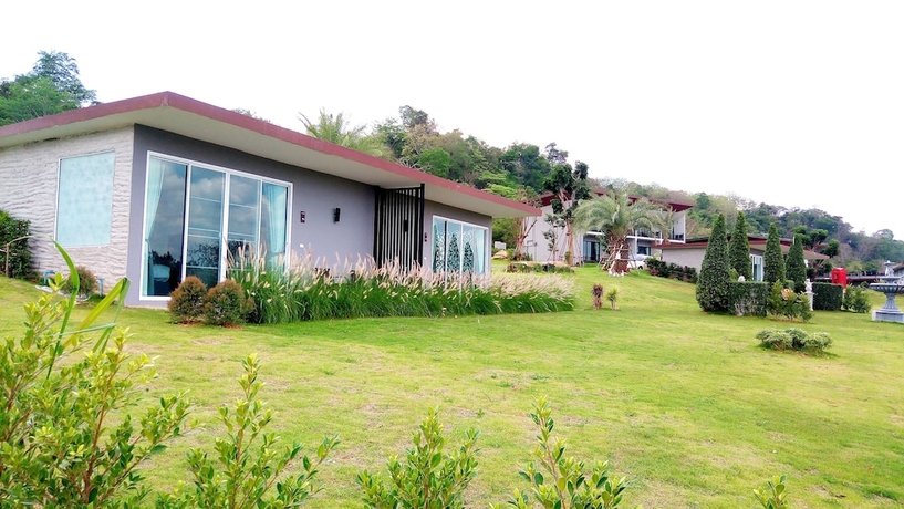 Imagen de la habitación del Hotel Phurapee Pakchong. Foto 14