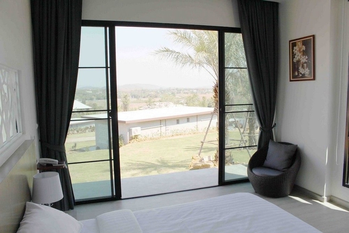 Imagen de la habitación del Hotel Phurapee Pakchong. Foto 16