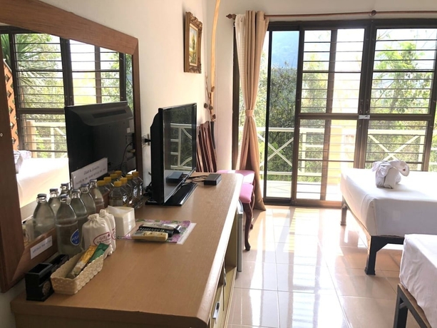 Imagen de la habitación del Hotel Phurua Bussaba Resort and Spa. Foto 17