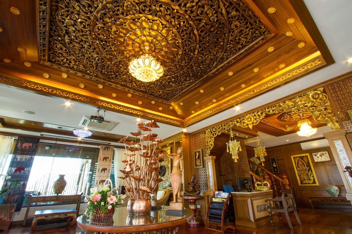 Imagen de los interiores del Hotel Phusanfah Resort. Foto 12