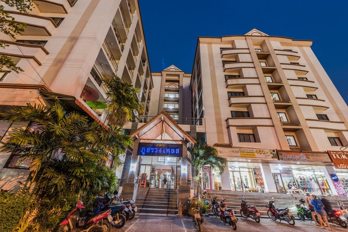 Imagen de los exteriores del Hotel Phusuang Place. Foto 19