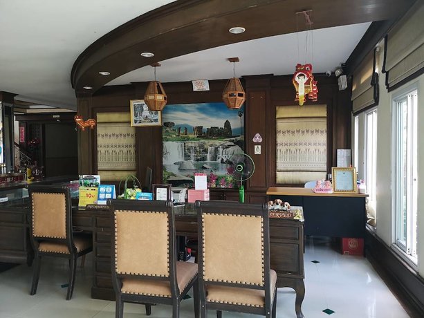 Imagen de los interiores del Hotel Phusuay Park View. Foto 18