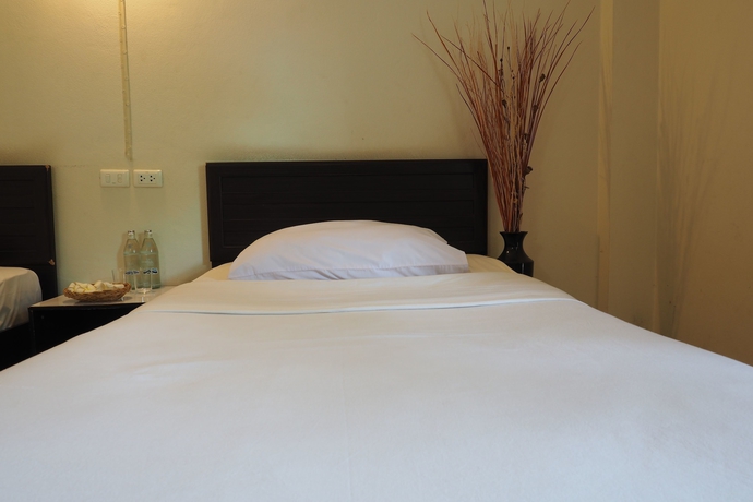 Imagen de la habitación del Hotel Phutawan Kan Resort. Foto 8