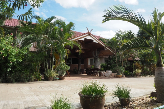 Imagen de los exteriores del Hotel Phutawan Kan Resort. Foto 15