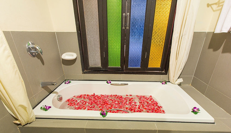 Imagen de la habitación del Hotel Phuvaree Resort. Foto 5