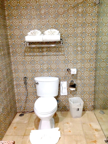 Imagen de la habitación del Hotel Phuwanalee Resort. Foto 6