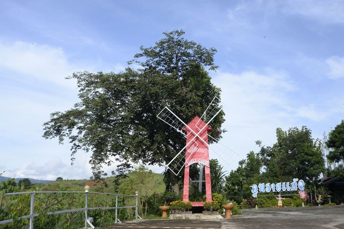 Imagen de los exteriores del Hotel Phuzai Kaew Resort. Foto 9