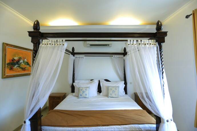 Imagen general del Hotel Pi Home Baciro. Foto 11