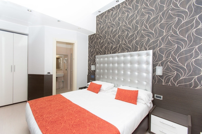 Imagen de la habitación del Hotel Piacenza, Mil&aacute;n. Foto 5