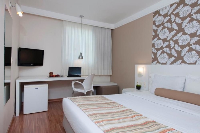 Imagen de la habitación del Hotel P&iacute;er Vit&oacute;ria. Foto 8