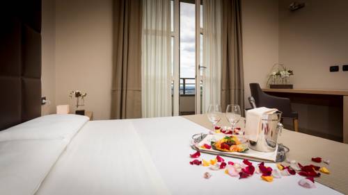 Imagen de la habitación del Hotel Piajo Relax. Foto 8