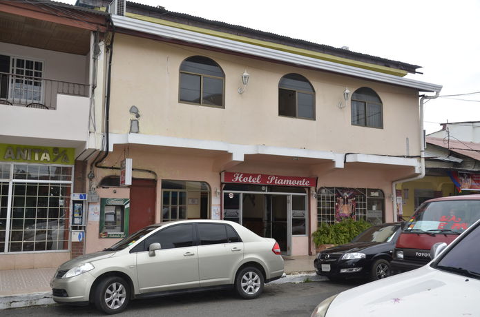 Imagen de la habitación del Hotel Piamonte. Foto 4