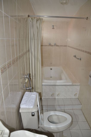 Imagen de la habitación del Hotel Piamonte. Foto 9