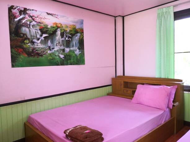 Imagen de la habitación del Hotel Piamsook Resort. Foto 18