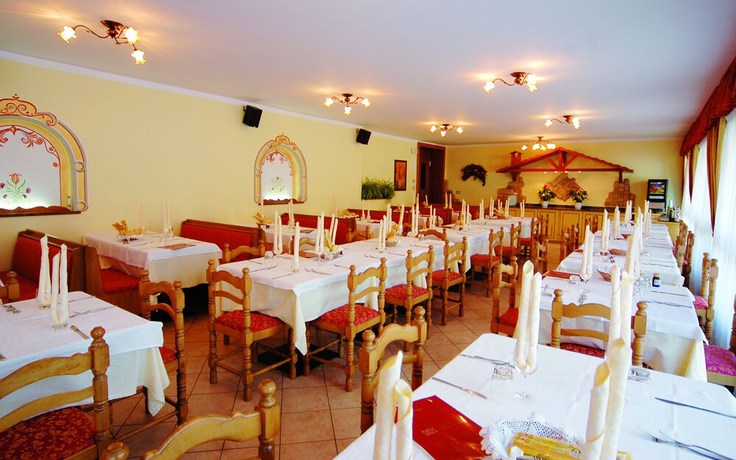 Imagen del bar/restaurante del Hotel Pian Castello. Foto 9