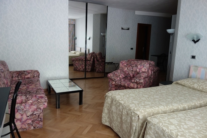 Imagen de la habitación del Hotel Pian Nava. Foto 4