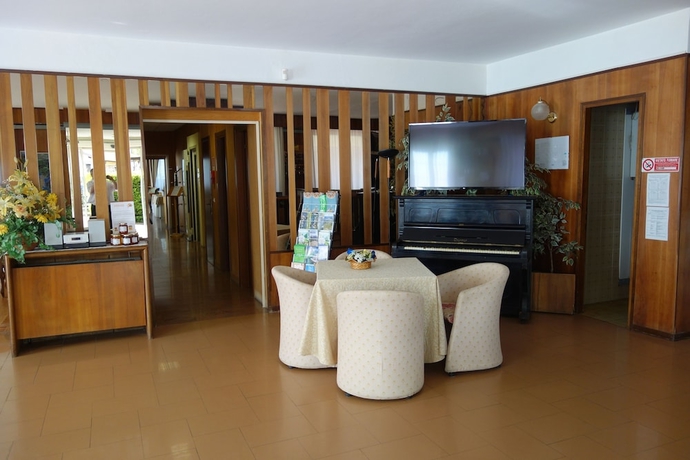 Imagen de los interiores del Hotel Pian Nava. Foto 18