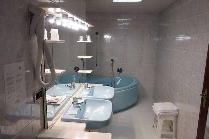 Imagen de la habitación del Hotel Pian Nava. Foto 14