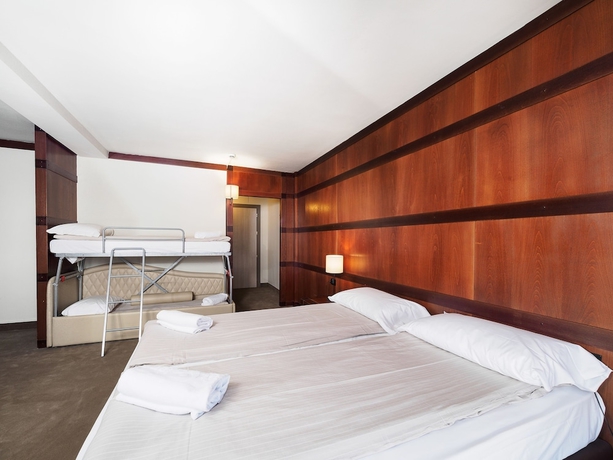 Imagen de la habitación del Hotel Piandineve. Foto 2