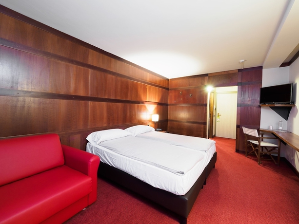 Imagen de la habitación del Hotel Piandineve. Foto 8