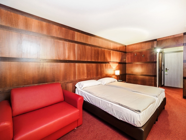 Imagen de la habitación del Hotel Piandineve. Foto 9